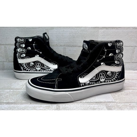 Vans Other - Vans sk8 Hi Skulls Sneaker 508731 Mens 7.5 Black White